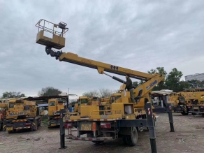 高空作业车 高空作业车